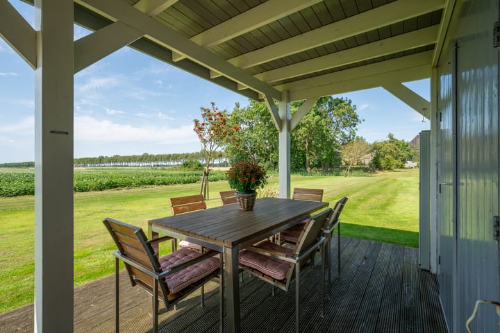 Foto 55 van Middenweg 11-A