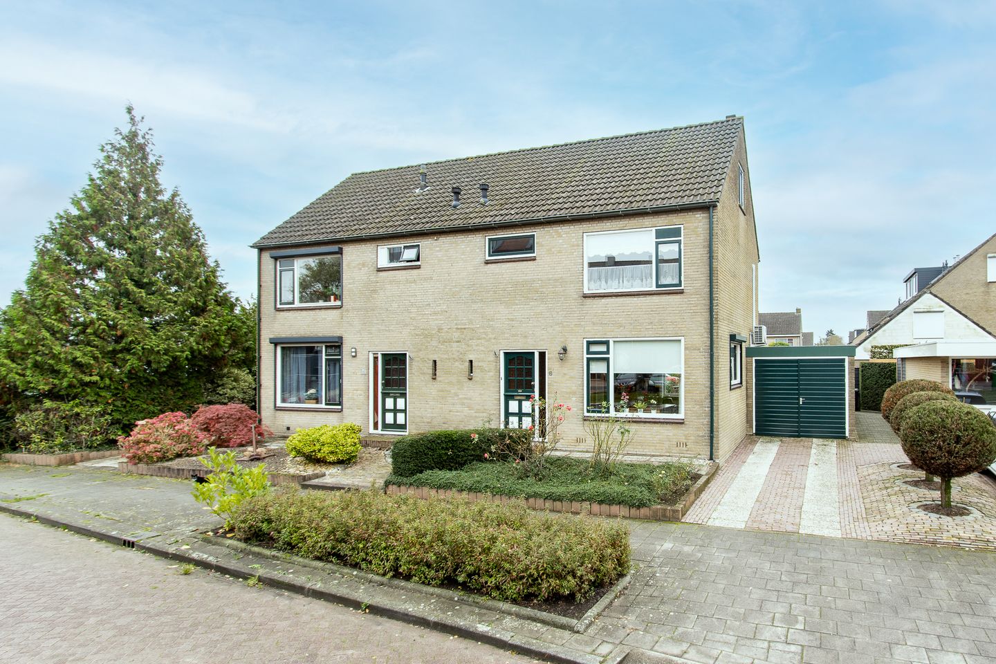 Foto 1 van Tiendweg 6