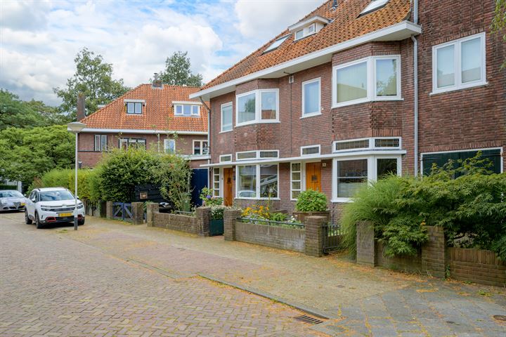 View photo 38 of Dr. van Campenstraat 3