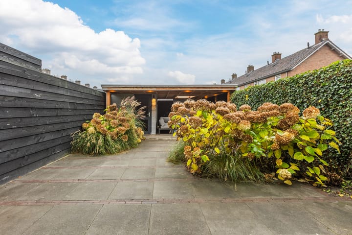 Foto 28 van Willem de Zwijgerlaan 56