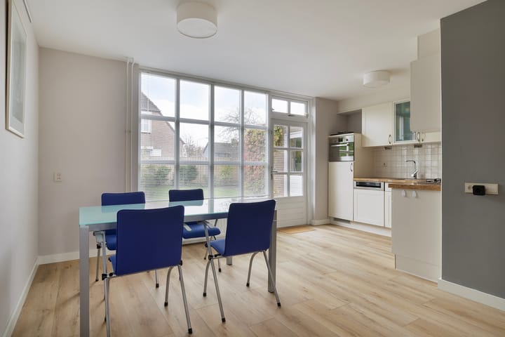 Photo 11 of mr. Jaap Burgerlaan 2