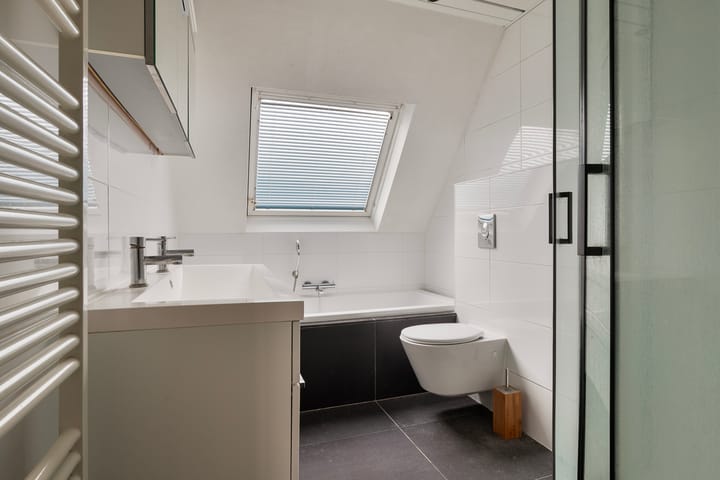 Photo 22 of mr. Jaap Burgerlaan 2