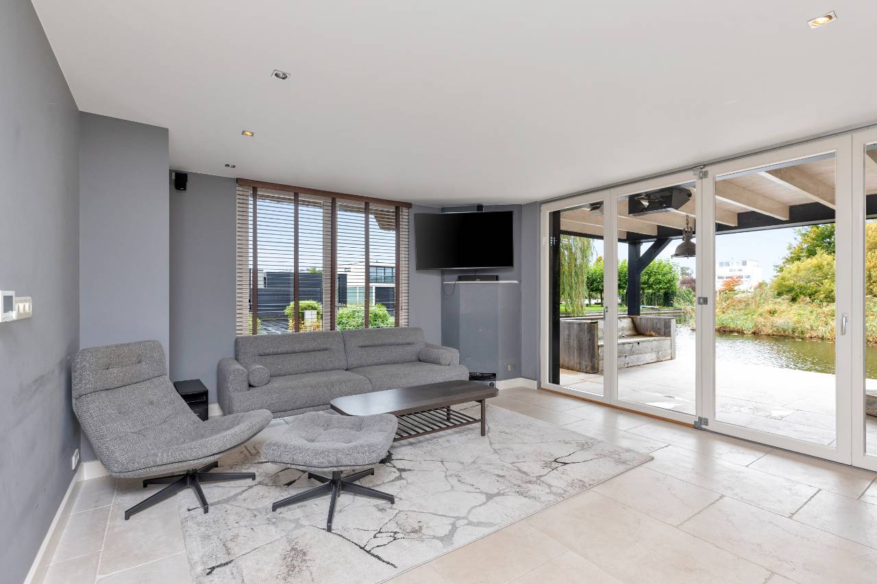 Foto 12 van Herenweg 284-R3