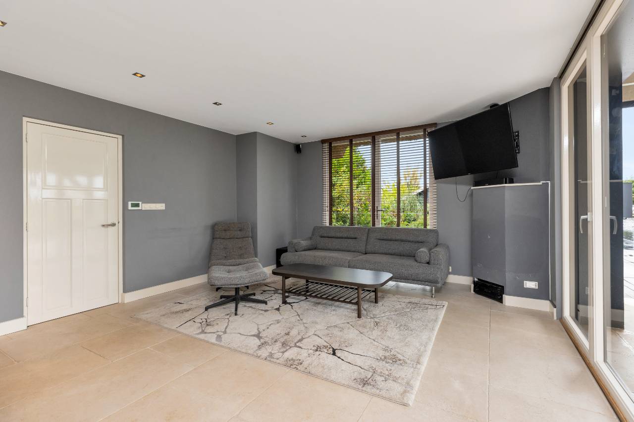 Foto 14 van Herenweg 284-R3