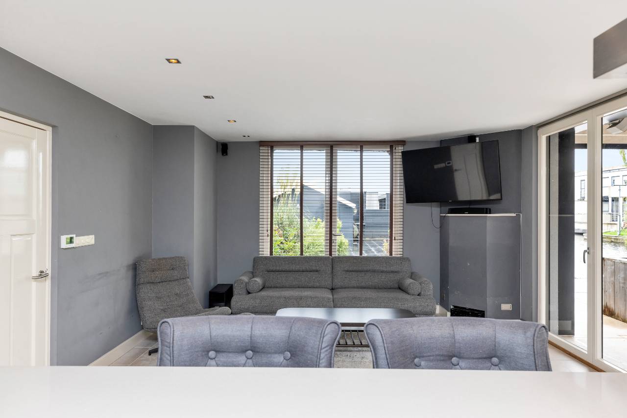 Foto 15 van Herenweg 284-R3