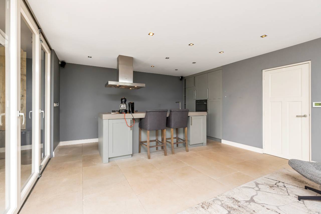 Foto 19 van Herenweg 284-R3