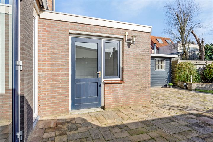 Bekijk foto 40 van Lavendelstraat 2