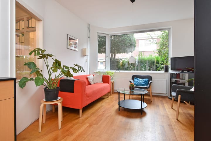 Foto 8 van Bergmannstraat 20