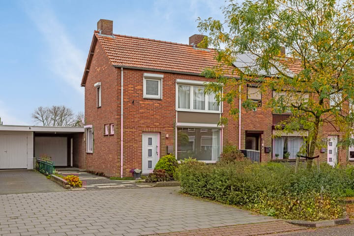 Foto 27 van Burgemeester Huybenstraat 10