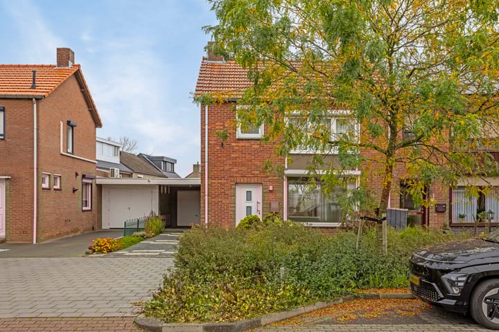 Foto 28 van Burgemeester Huybenstraat 10