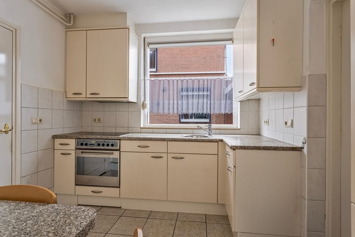 Foto 13 van Burgemeester Huybenstraat 10