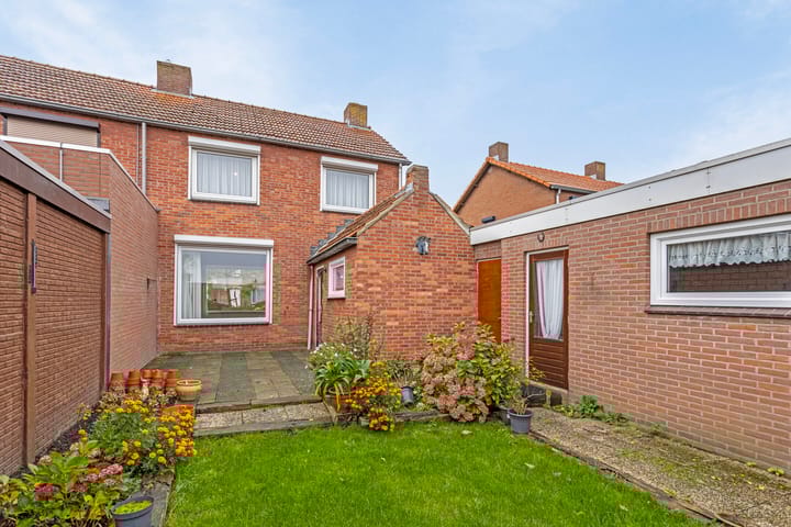 Foto 25 van Burgemeester Huybenstraat 10