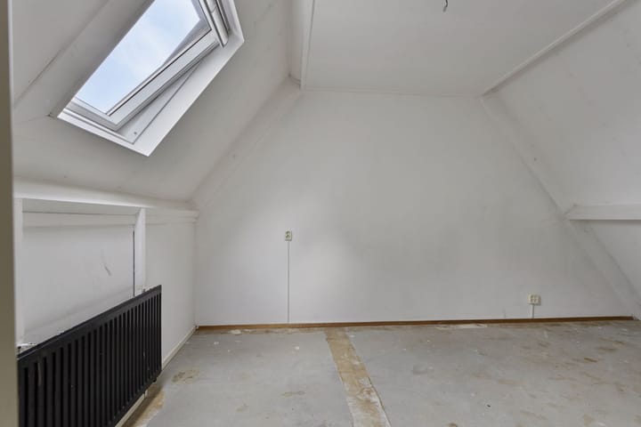 Foto 19 van Hunthum 27