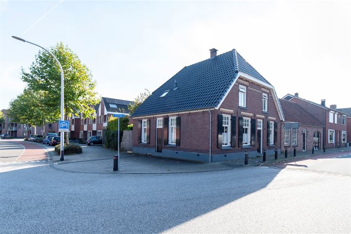 Bekijk foto 3 van Esstraat 29