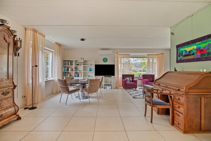 Foto 8 van Staringstraat 2