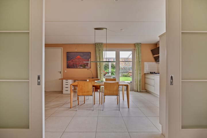 Foto 9 van Staringstraat 2