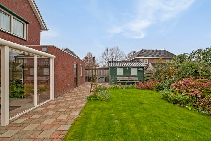 Foto 30 van Staringstraat 2