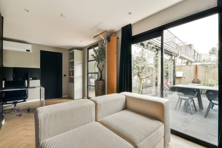 Foto 13 van Kamerlingh Onneslaan 65