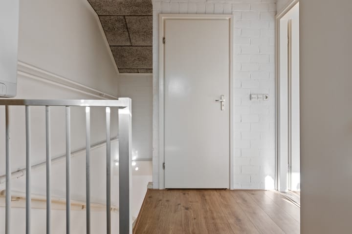 Photo 33 of Traverse 130