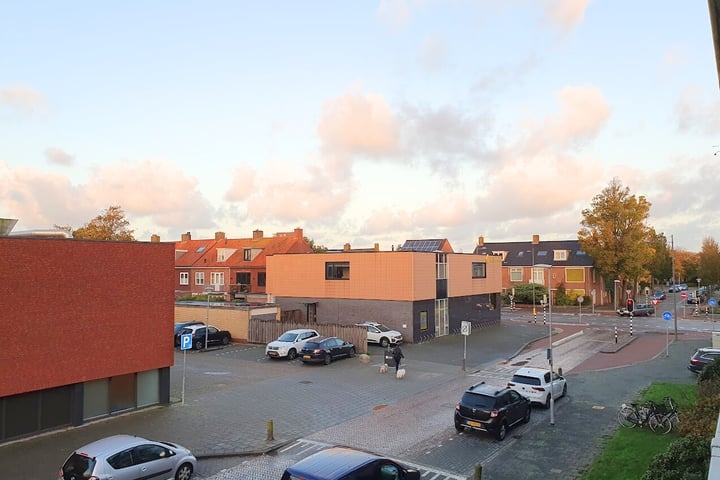 Bekijk foto 13 van Pasteurstraat 31