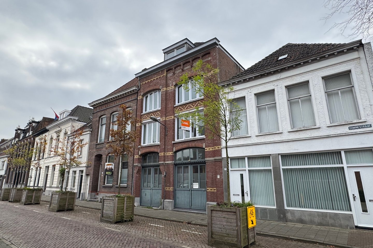 Bekijk foto 3 van Dominéstraat 21