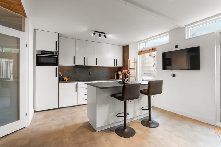 Photo 11 of Lenteklokjestraat 4