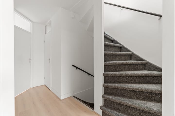 Photo 36 of Lenteklokjestraat 4