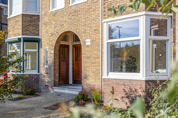 Photo 6 of Johan de Wittlaan 235