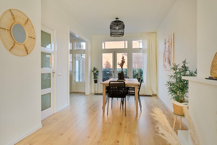 Photo 20 of Johan de Wittlaan 235