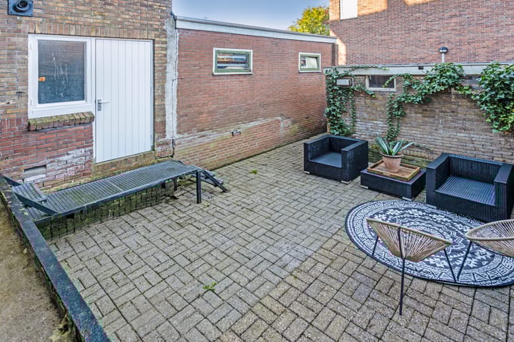 Photo 42 of Johan de Wittlaan 235