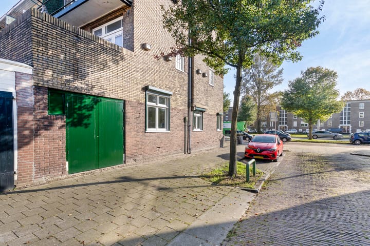 Photo 47 of Johan de Wittlaan 235