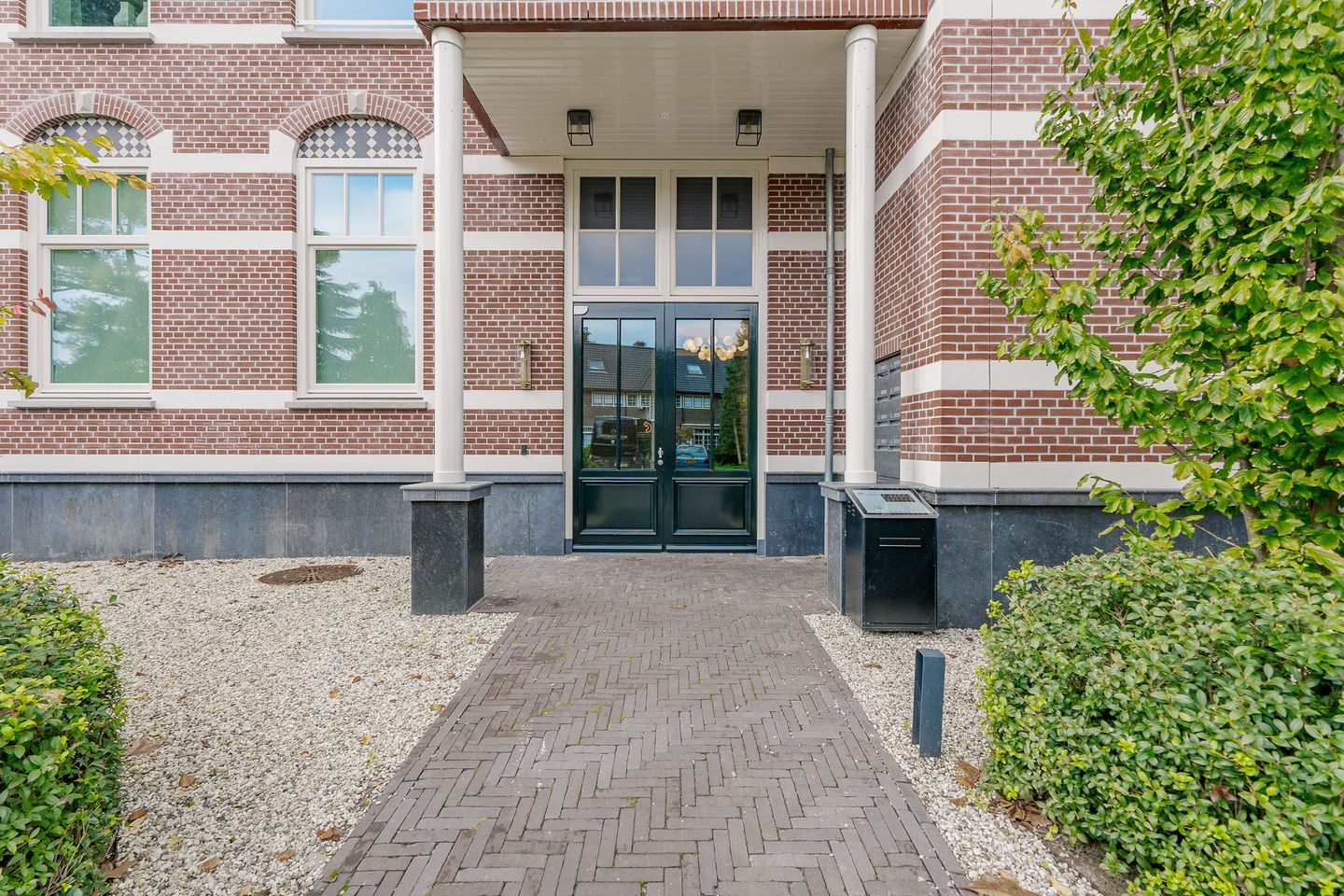 Foto 4 van Burgemeester van Nispen van Sevenaerstraat 22