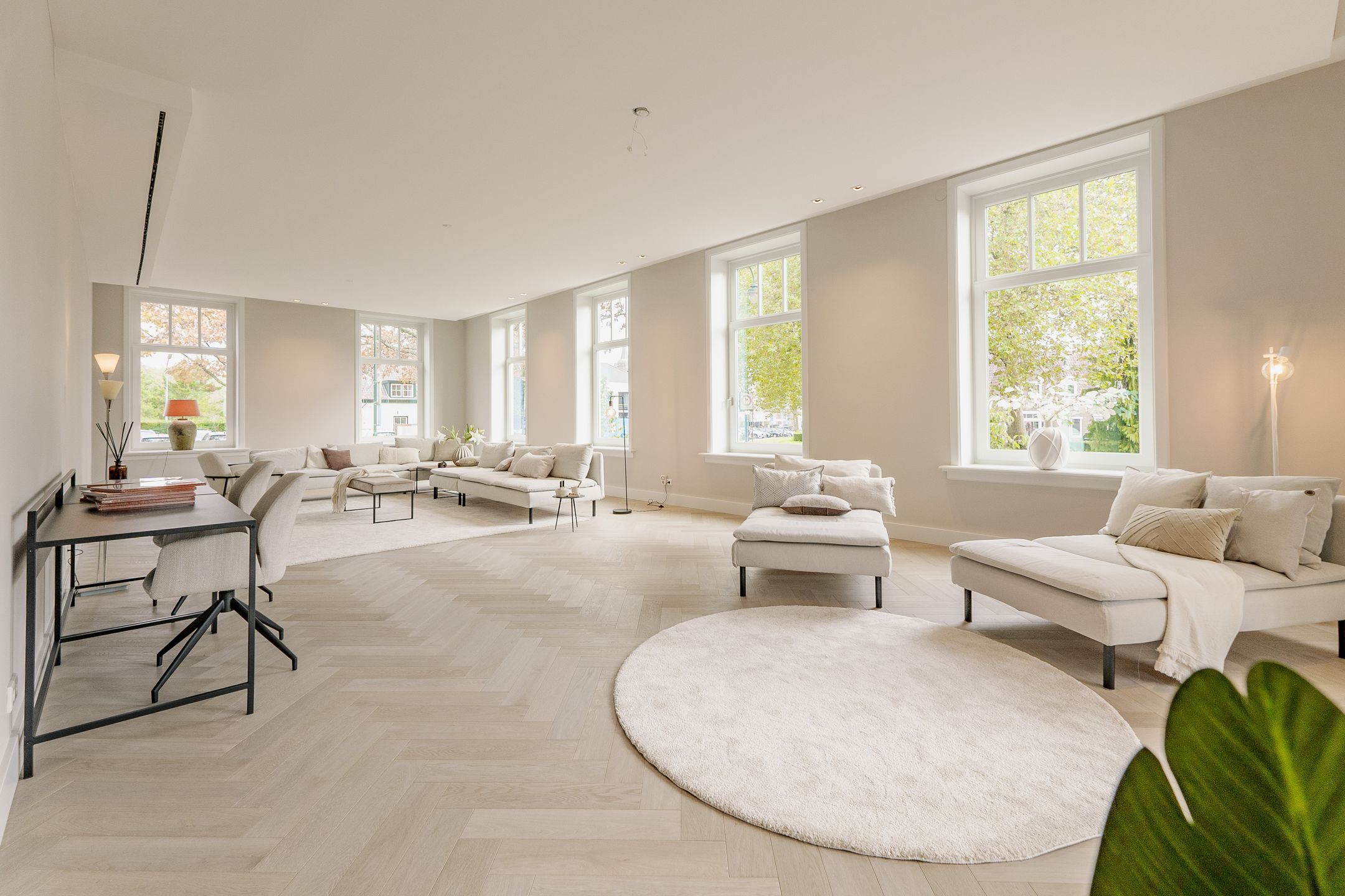 Photo 6 of Burgemeester van Nispen van Sevenaerstraat 24