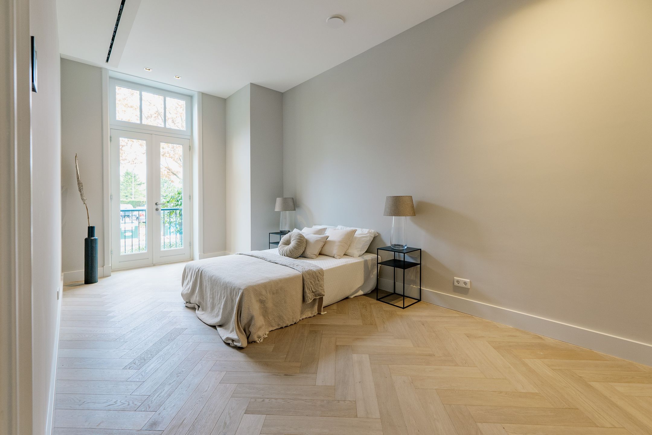 Photo 21 of Burgemeester van Nispen van Sevenaerstraat 24