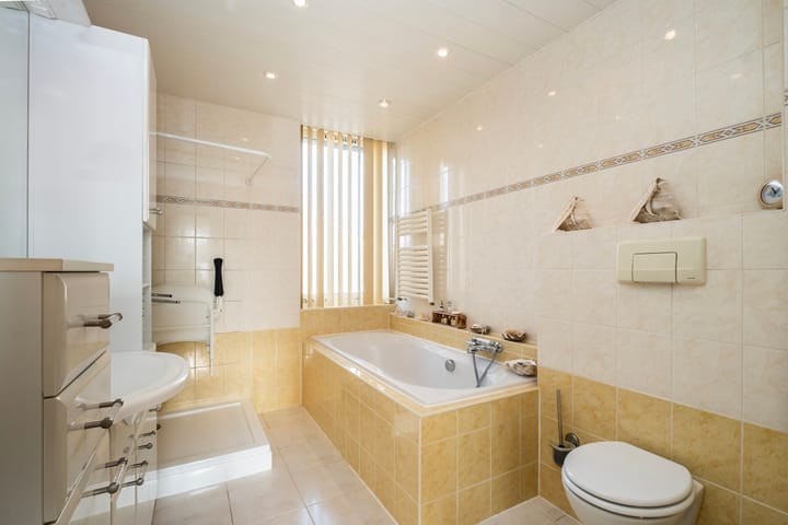 Foto 16 van Koolzaadhof 30