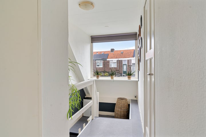 View photo 40 of Jacob Marisstraat 49