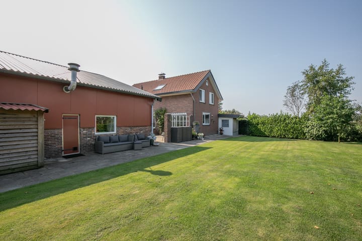 Photo 36 of Buntwal 2