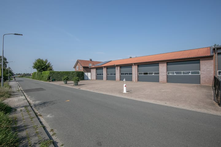 Photo 51 of Buntwal 2