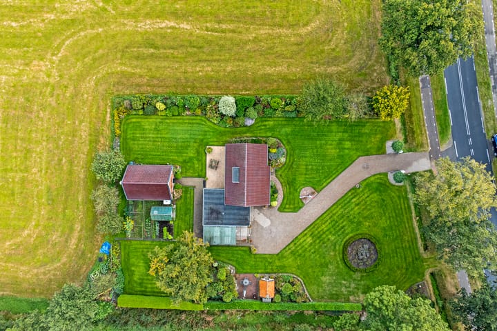 Photo 3 of 't West 44