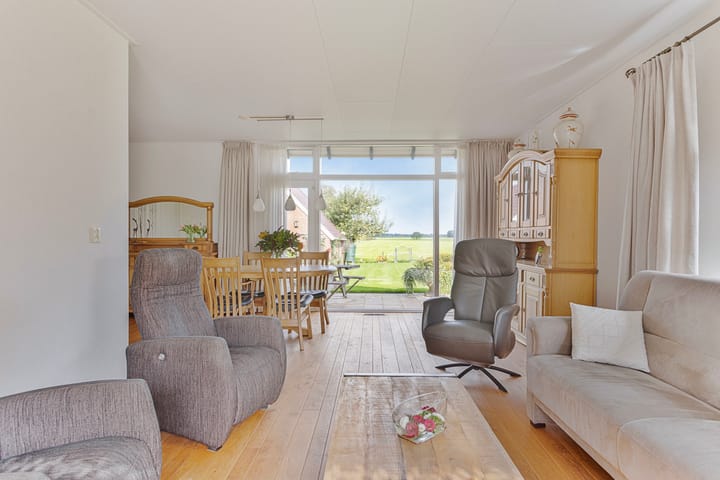 Photo 4 of 't West 44