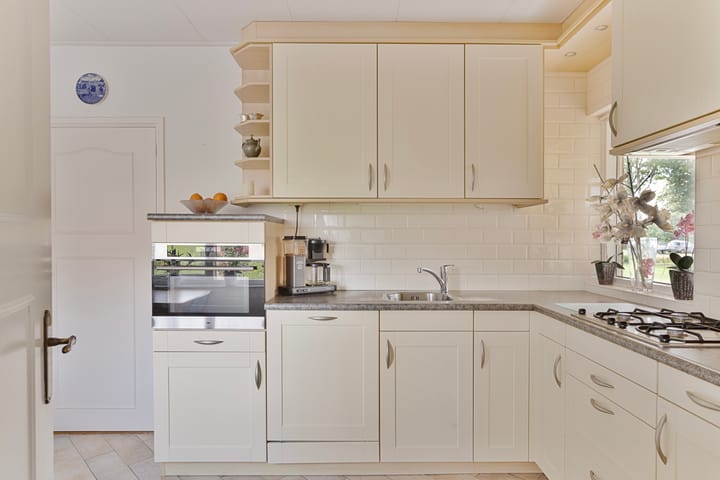 Photo 13 of 't West 44