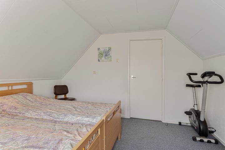 Photo 27 of 't West 44