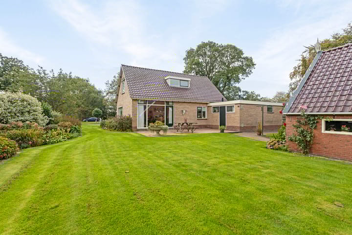 Photo 30 of 't West 44