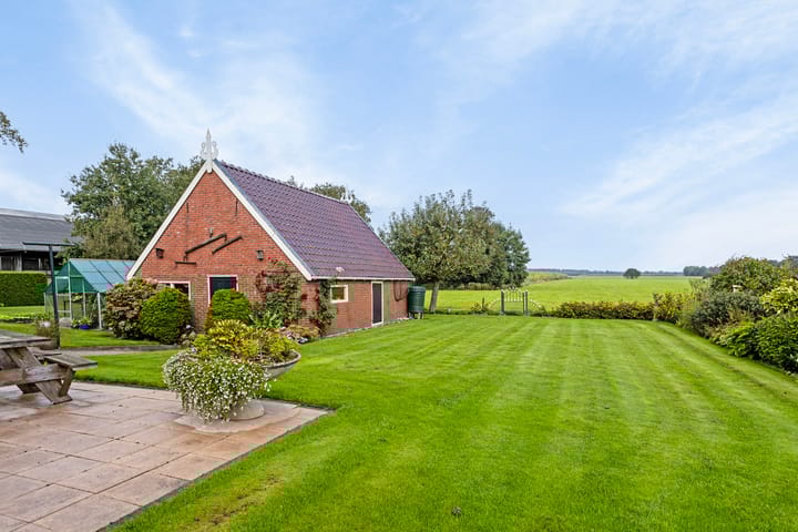 Photo 31 of 't West 44