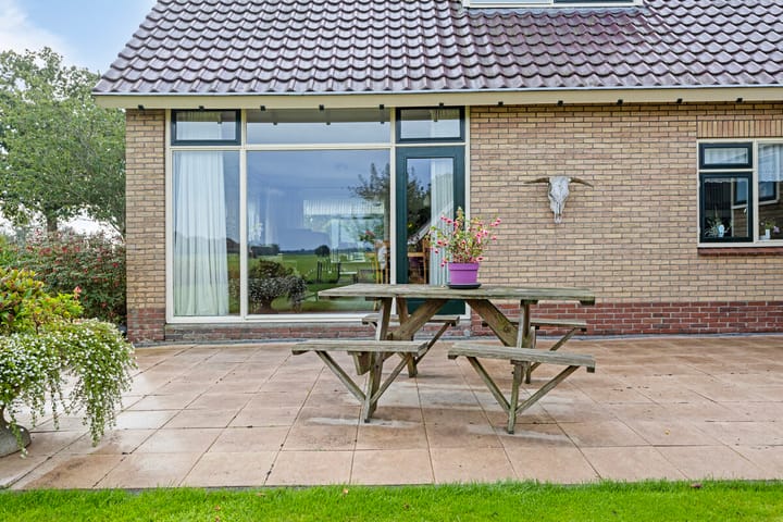 Photo 33 of 't West 44