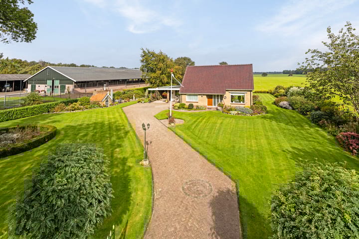 Photo 46 of 't West 44