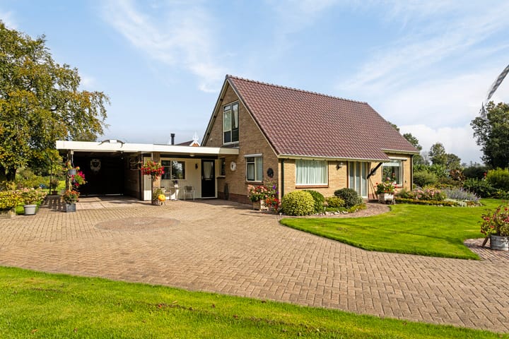 Photo 47 of 't West 44