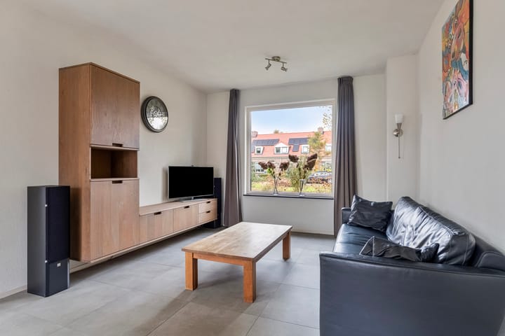 Foto 7 van Anjelierstraat 4