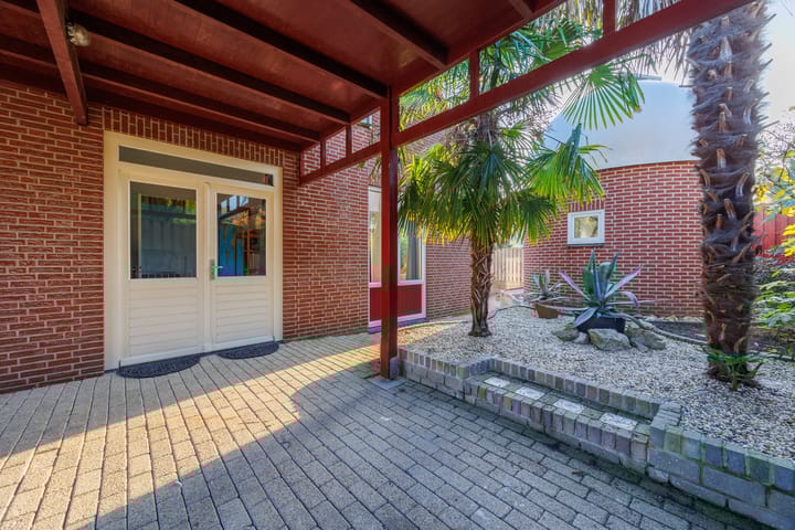 Photo 62 of Schenck van Nijdeggenstraat 2