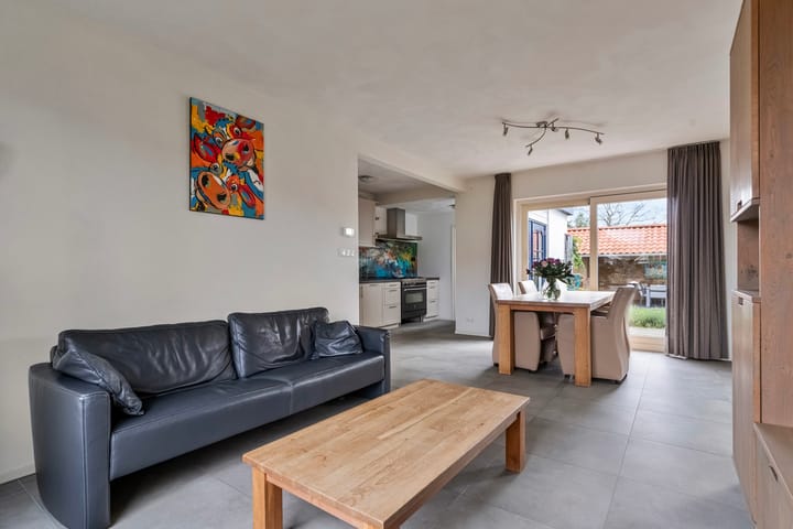 Foto 9 van Anjelierstraat 4